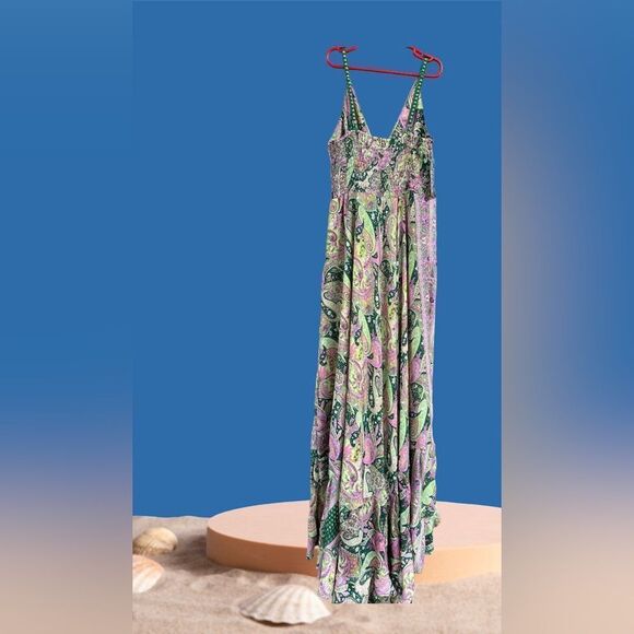 Gorgeous paisley print dress - Picture 3 of 7